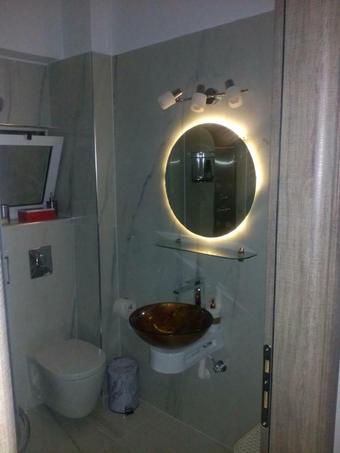 Tony Central Luxury Apartment 1 Chania  Екстер'єр фото